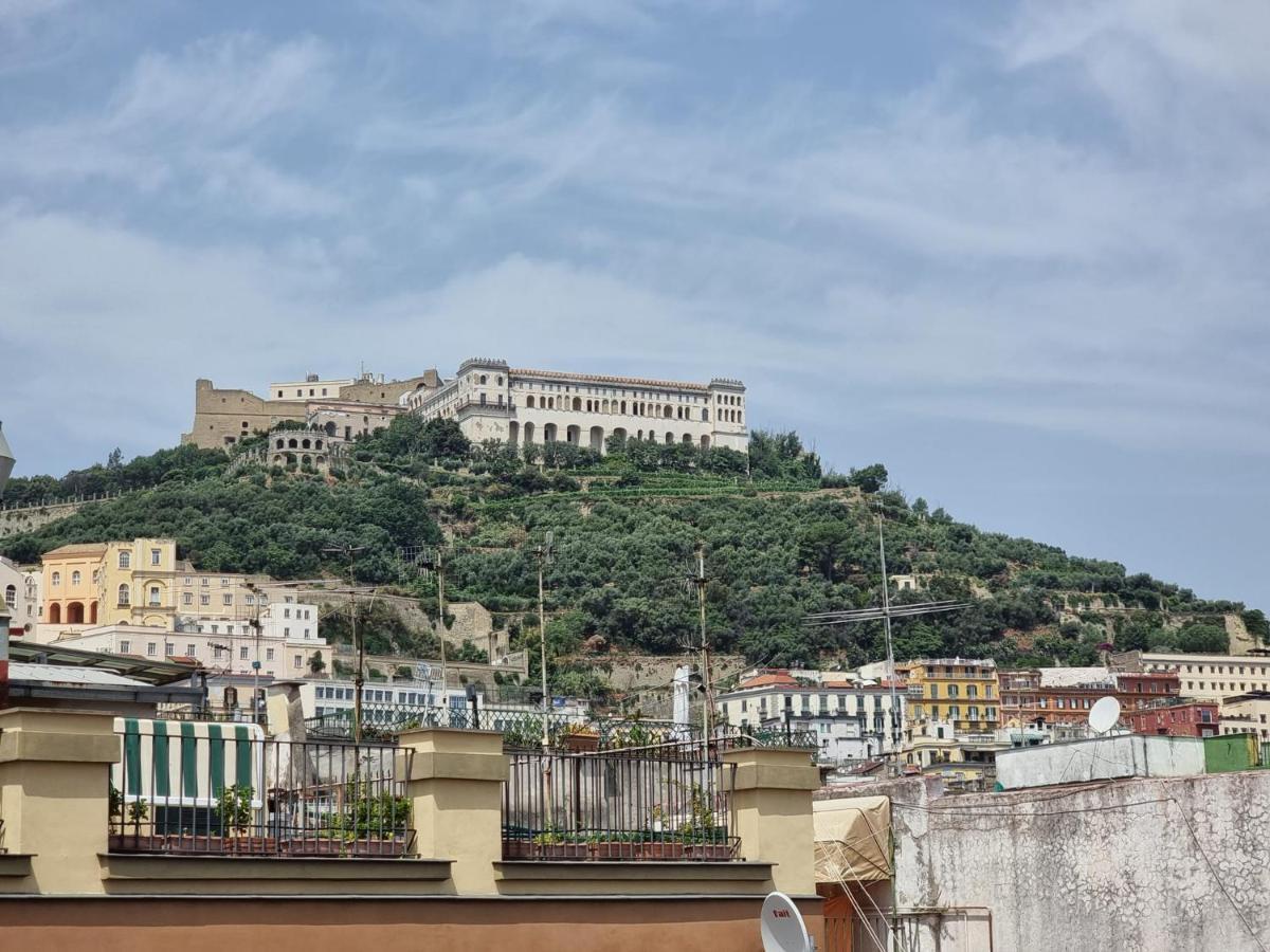 Barbaja Suites In Street Toledo 205 Napoli Eksteriør billede