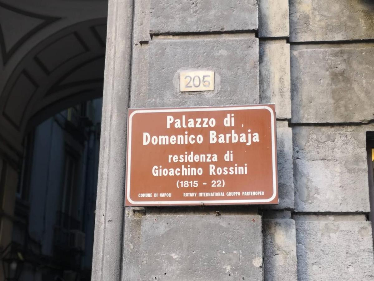 Barbaja Suites In Street Toledo 205 Napoli Eksteriør billede
