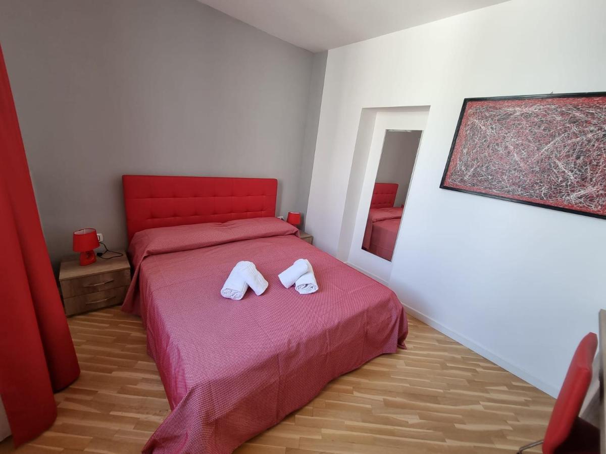 Barbaja Suites In Street Toledo 205 Napoli Eksteriør billede