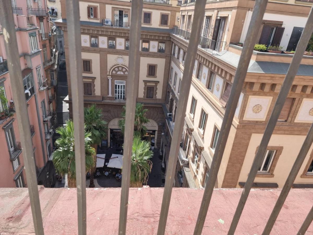 Barbaja Suites In Street Toledo 205 Napoli Eksteriør billede