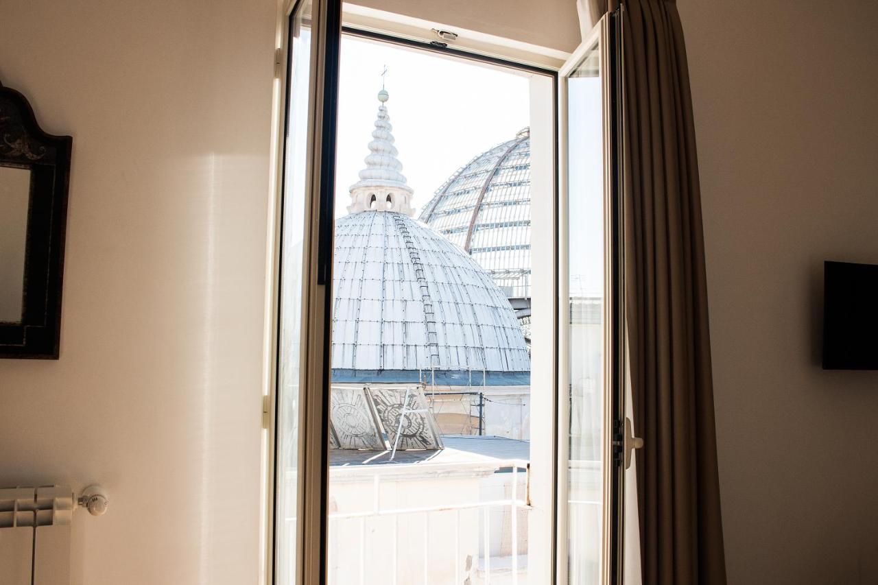 Barbaja Suites In Street Toledo 205 Napoli Eksteriør billede