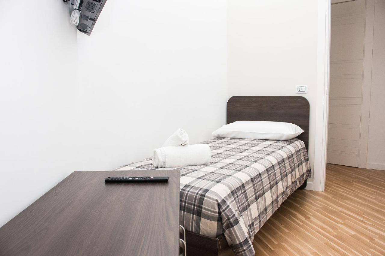Barbaja Suites In Street Toledo 205 Napoli Eksteriør billede