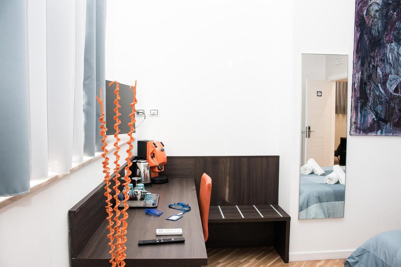 Barbaja Suites In Street Toledo 205 Napoli Eksteriør billede