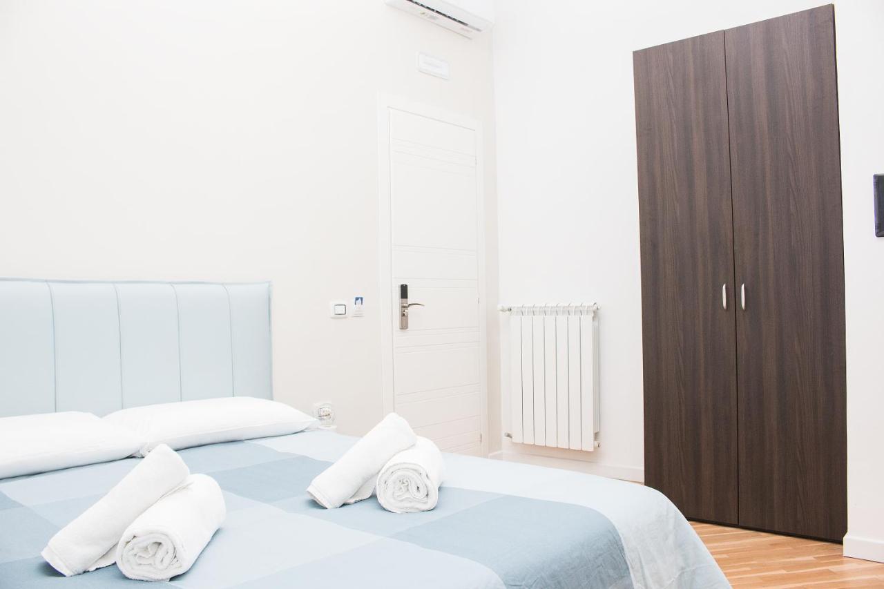 Barbaja Suites In Street Toledo 205 Napoli Eksteriør billede
