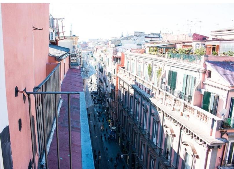 Barbaja Suites In Street Toledo 205 Napoli Eksteriør billede